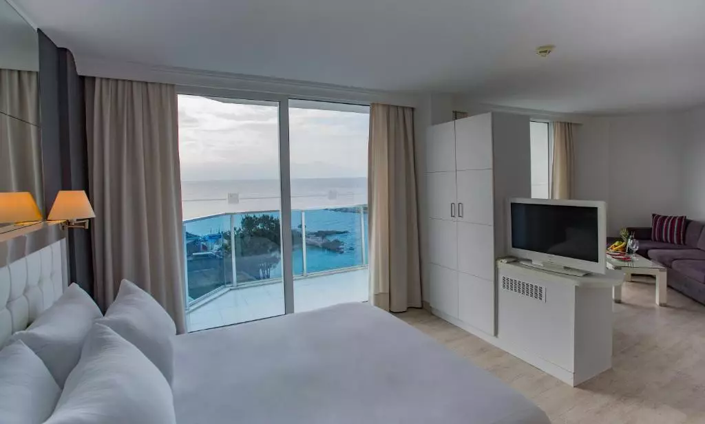 Le Bleu Hotel and Resort Kusadasi